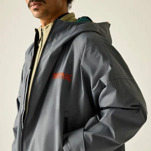 Regatta Adult Waterproof Changing Robe | Dark Storm Abstract Mountain