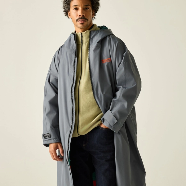 Regatta Adult Waterproof Changing Robe | Dark Storm Abstract Mountain
