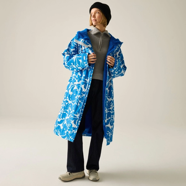 Regatta Adult Waterproof Changing Robe | Fleur Bloom Blue