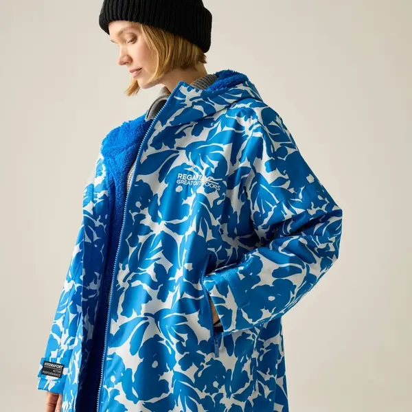 Regatta Adult Waterproof Changing Robe | Fleur Bloom Blue