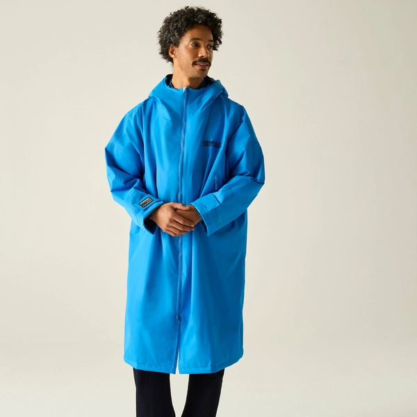 Regatta Adult Waterproof Changing Robe | Sonic Blue Sketch Camo