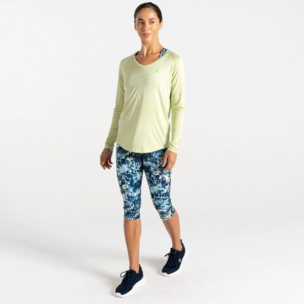 regatta Dare 2b - Women's Discern Lightweight T-Shirt | Butterfly Green regatta Dare 2b - Women's Discern Lightweight T-Shirt | Butterfly Green