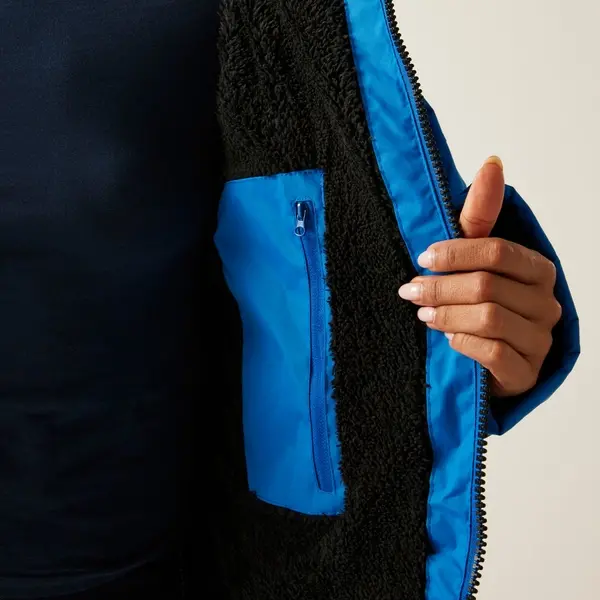 Regatta Adult Waterproof Changing Robe | Blue
