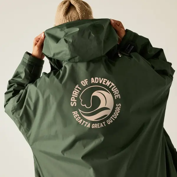 Regatta Adult Waterproof Changing Robe | Dark Khaki