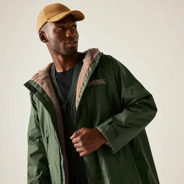 Regatta Adult Waterproof Changing Robe | Dark Khaki