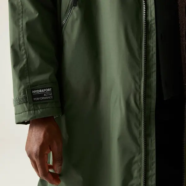 Regatta Adult Waterproof Changing Robe | Dark Khaki