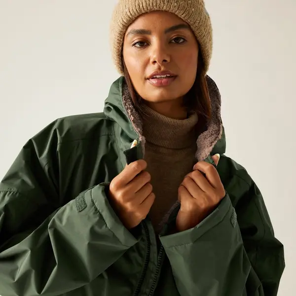 regatta Adult Waterproof Changing Robe | Dark Khaki