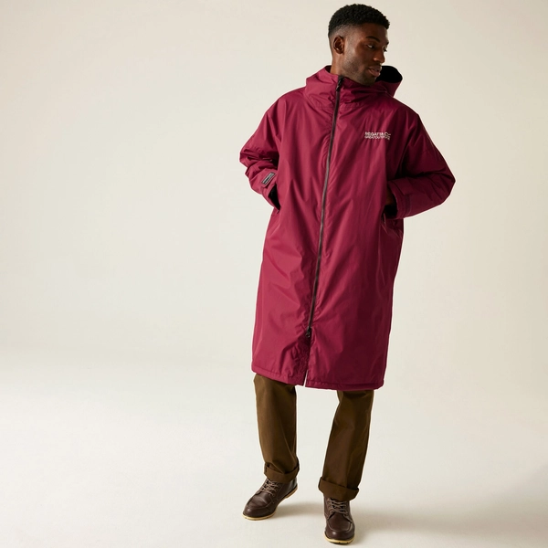 Regatta Adult Waterproof Changing Robe | Dark Maroon