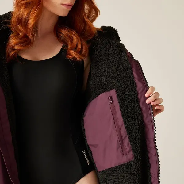 Regatta Adult Waterproof Changing Robe | Fig