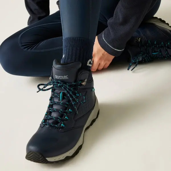 Regatta Women's Holcombe Classic Walking Boots | Navy Blue
