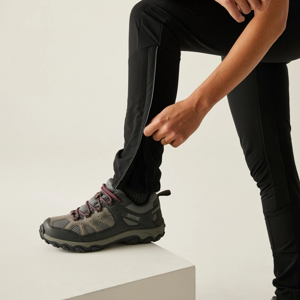 Regatta Women's Mountain Walking Trousers | Black Black