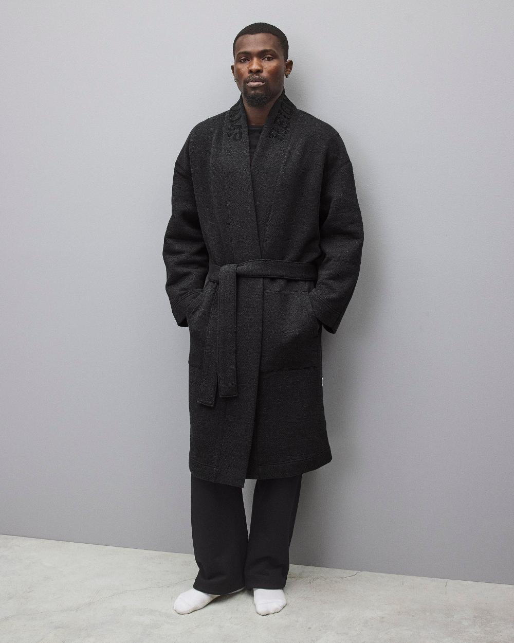 reigning champ Cabin Fleece Logo Relaxed Robe