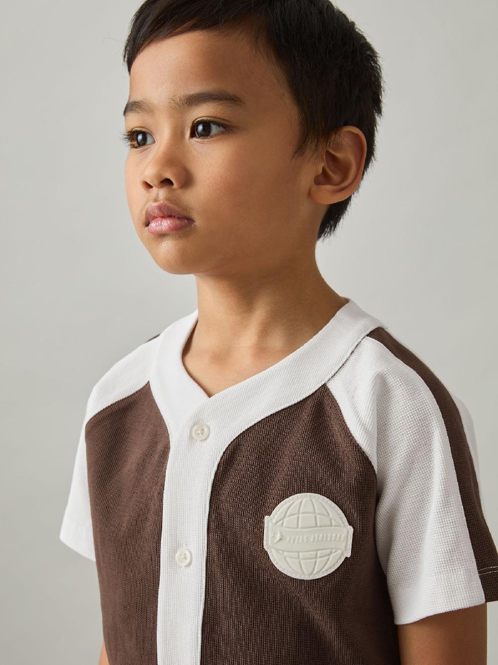 Reiss 3-9 Yrs Cotton Waffle-Knit Badge Shirt In Chocolate Brown / Off White