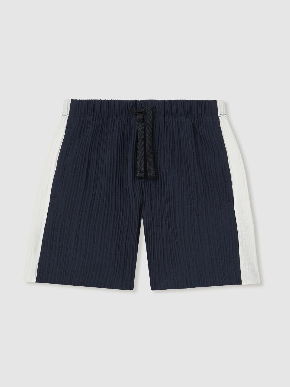 Reiss 9-13 Yrs Plissé Colour-Block Shorts In Navy/White