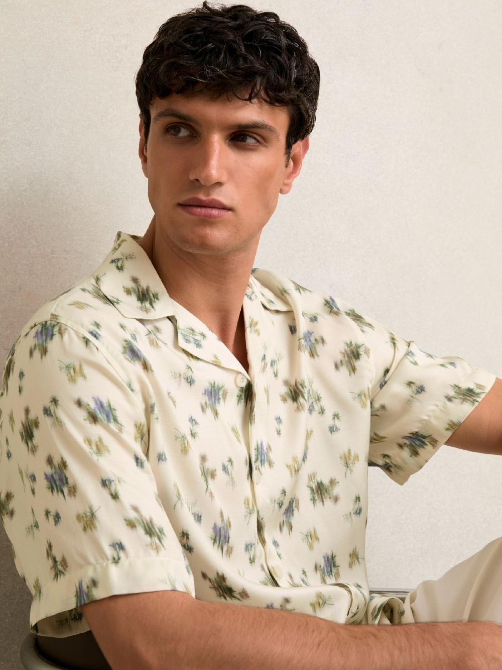 Reiss Abstract-Floral Print Cuban-Collar Shirt In Off White