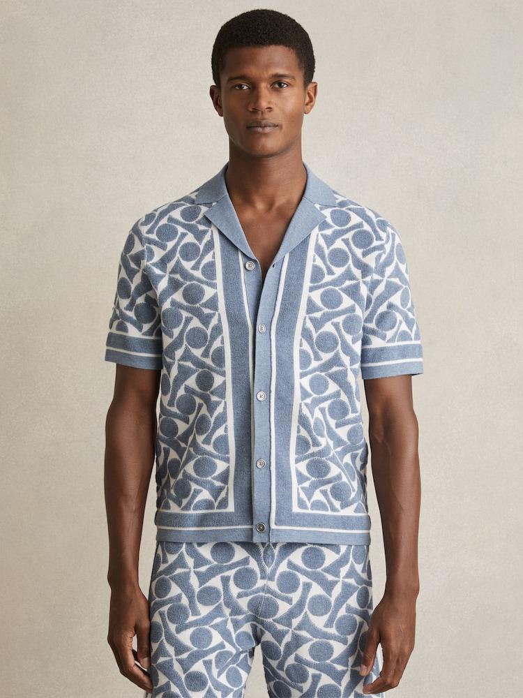 reiss Abstract Pattern Towelling Shirt in Soft Blue/White