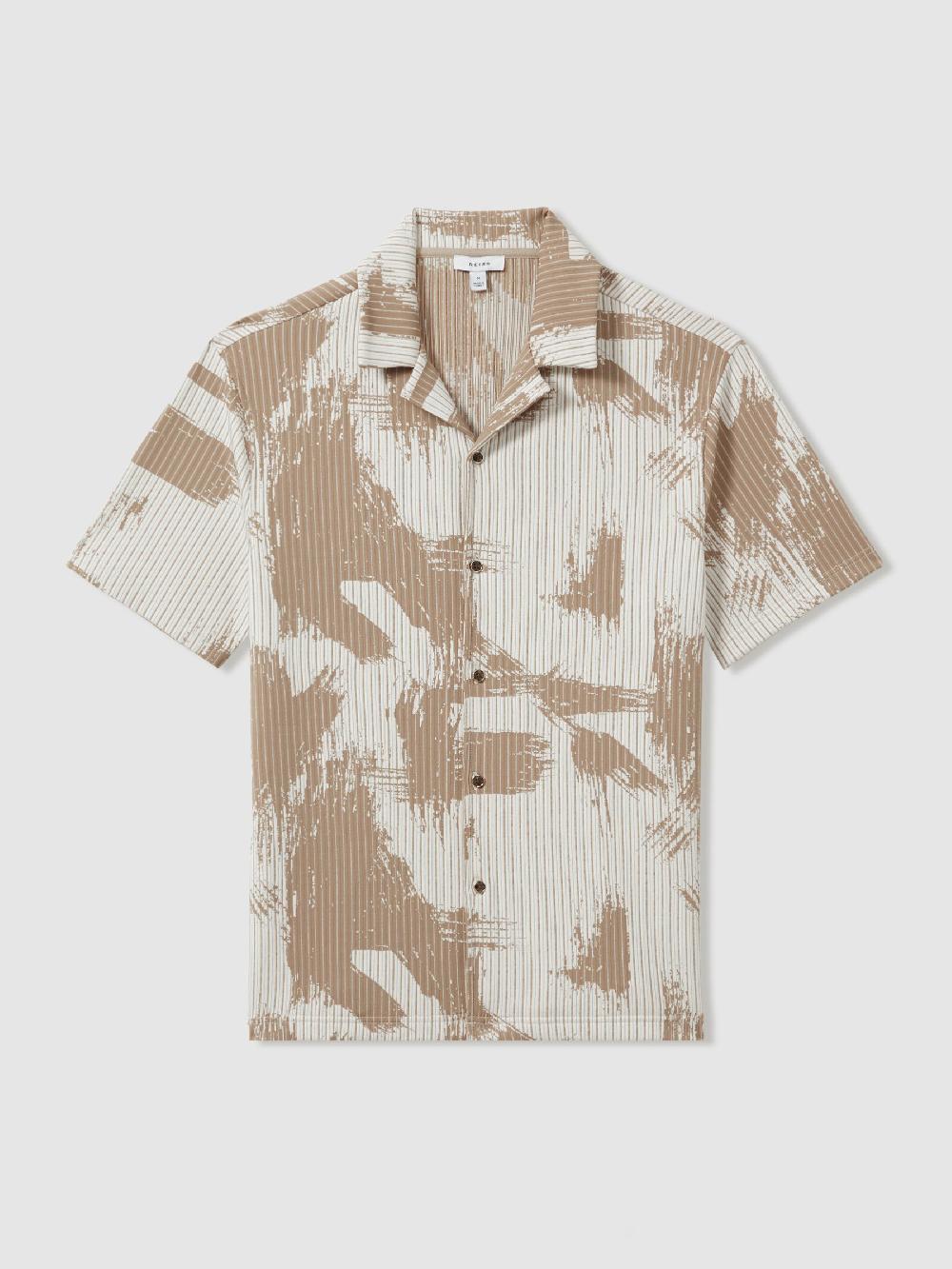 Reiss Brushstroke Print Cuban Collar Shirt In Sand/White