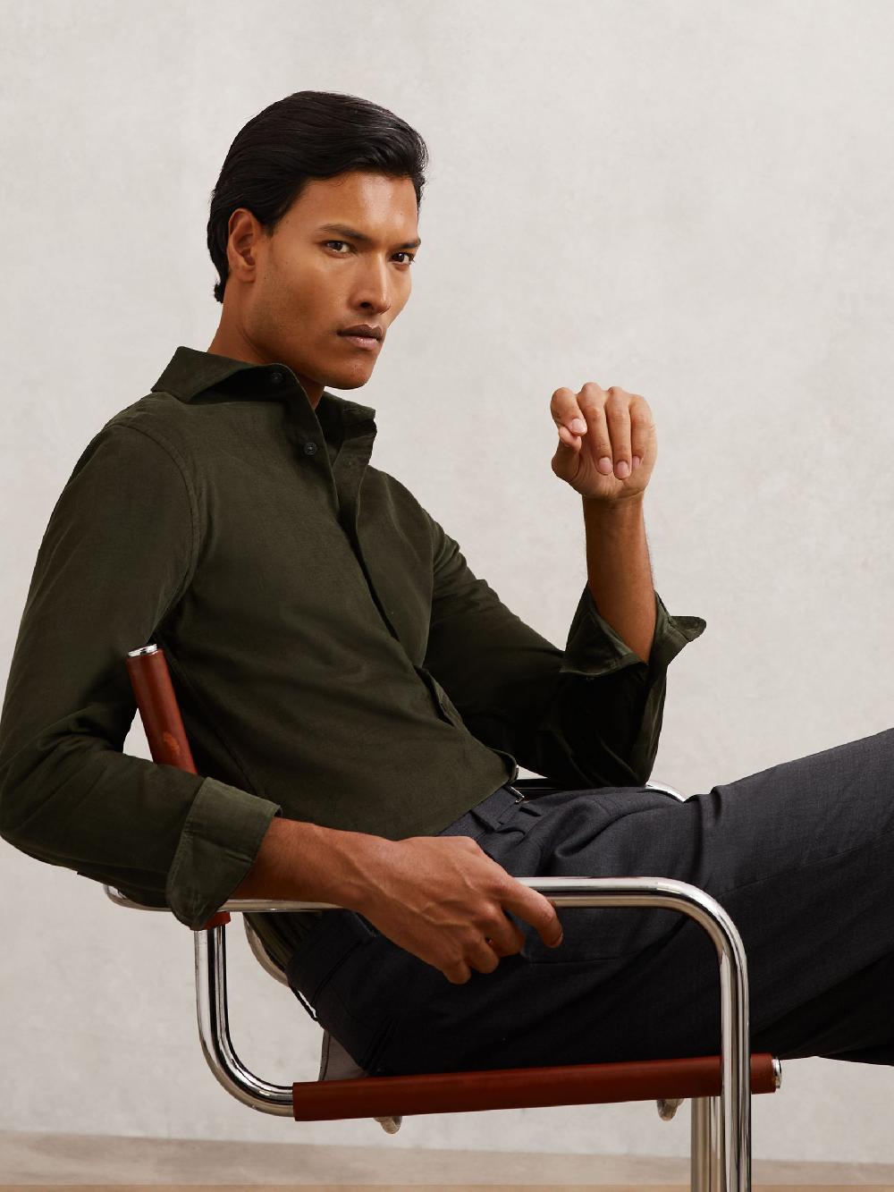Reiss Cotton Corduroy Cutaway-Collar Shirt In Dark Green