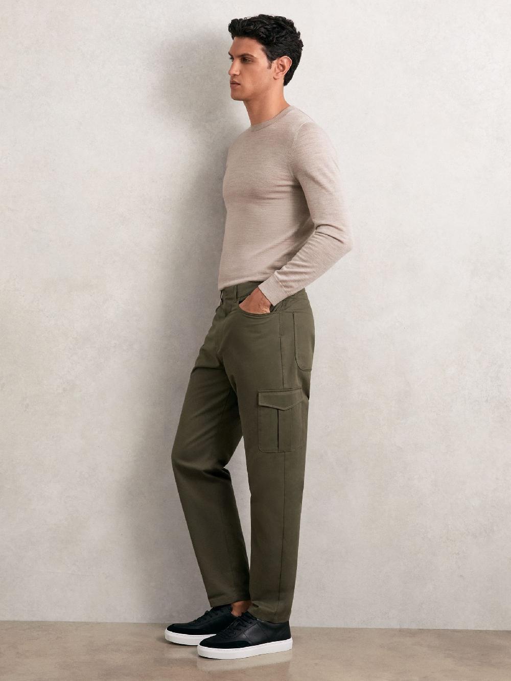 Reiss Cotton Tapered Cargo Trousers With Stretch In Olive Green