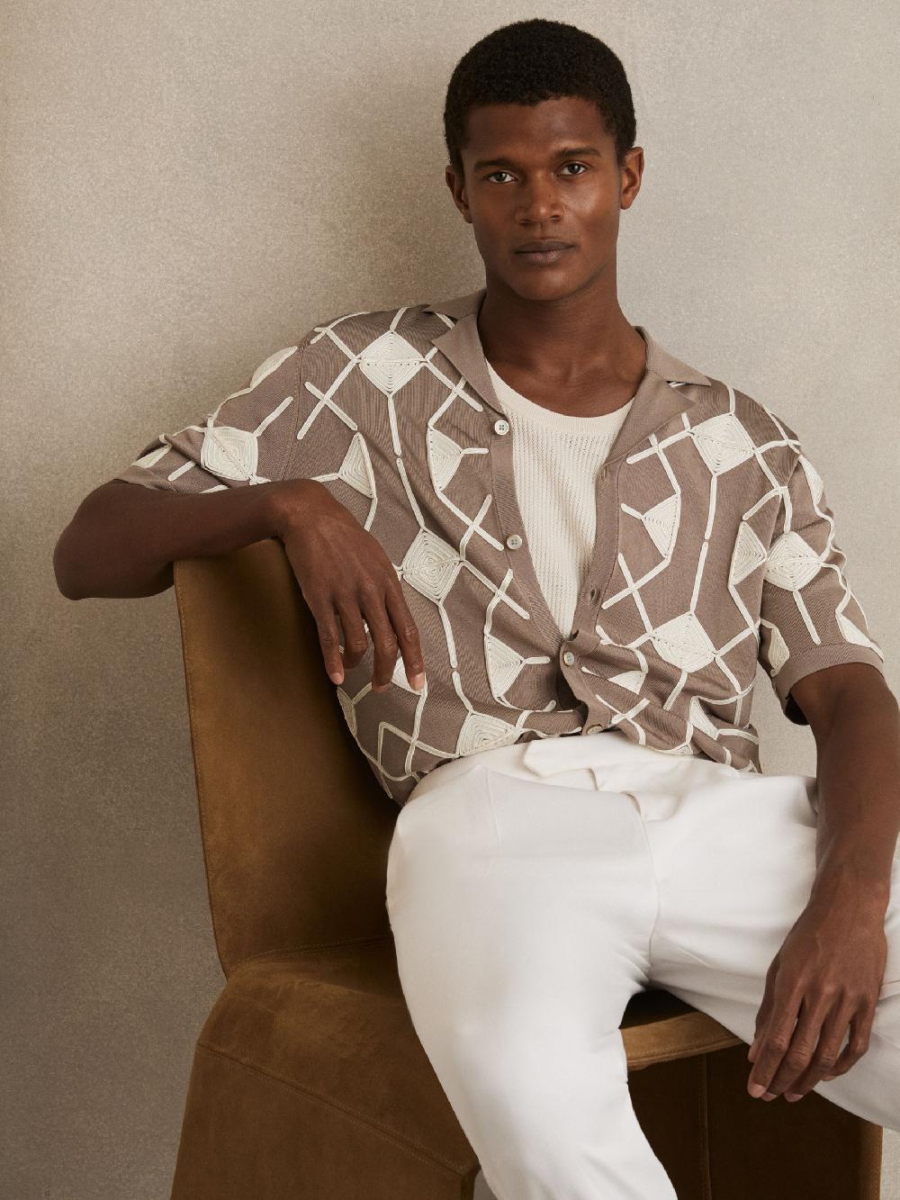 Reiss Geometric Embroidery Knit Shirt In Taupe Brown