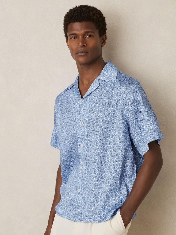 reiss Geometric Wave Print Cuban Shirt in Soft Blue