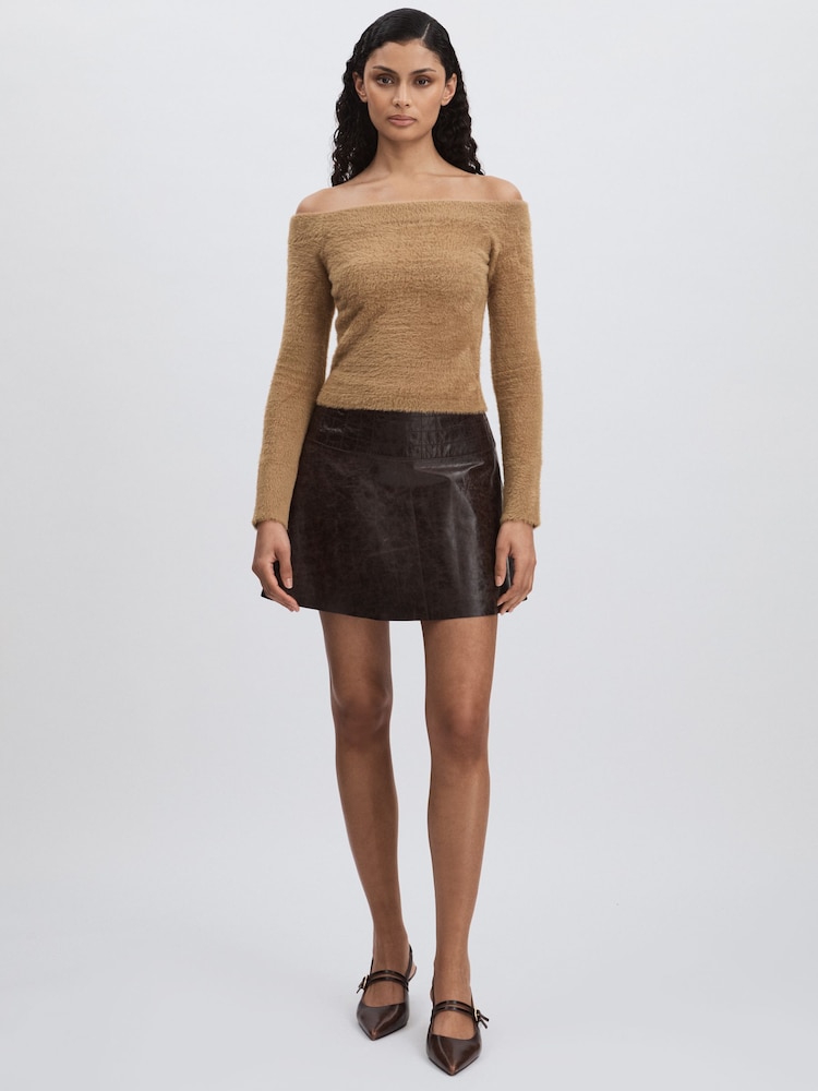 reiss Good American Plush Off-Shoulder Top in Caramel