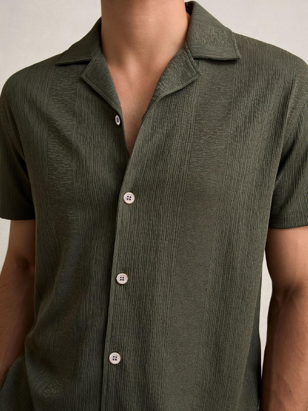 Reiss Jacquard-Stripe Cuban-Collar Shirt In Dark Green