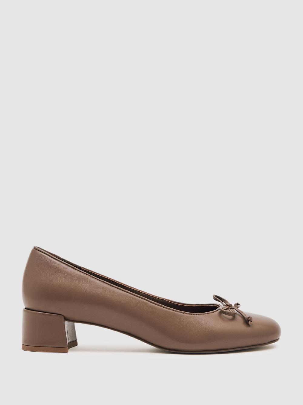 Reiss Leather Block Heel Ballerina Shoes In Neutral