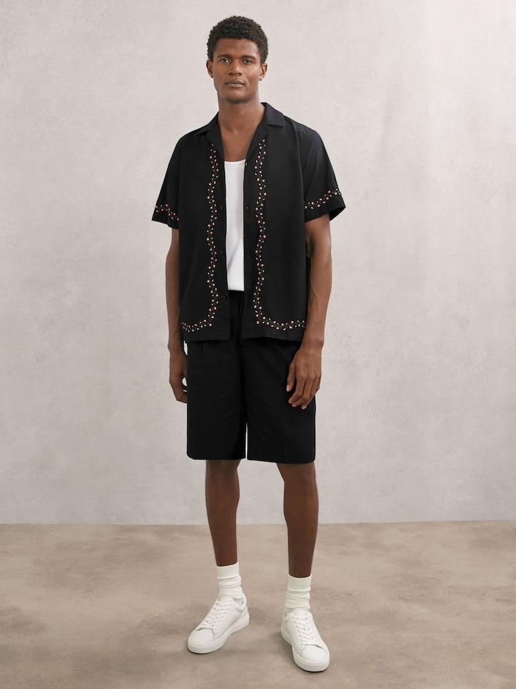 reiss Les Deux Twill Pleated Suiting Shorts in Black