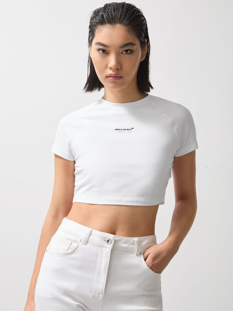 reiss McLaren F1 Team Cropped Logo T-Shirt in White