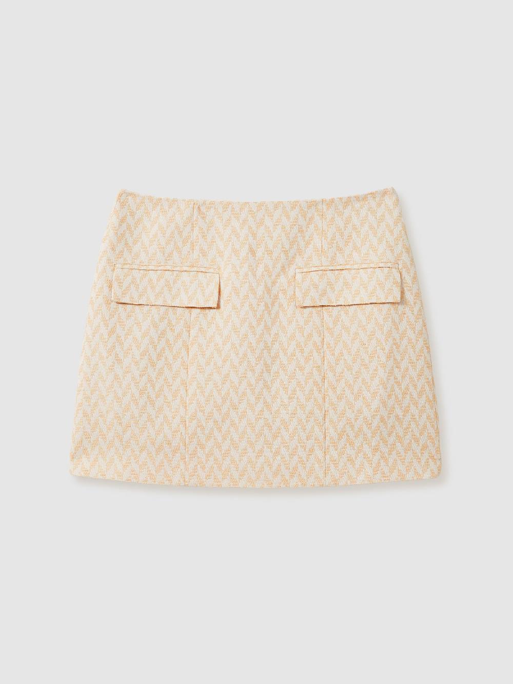 Reiss Anna Quan Chevron Weave Mini Skirt In Cream
