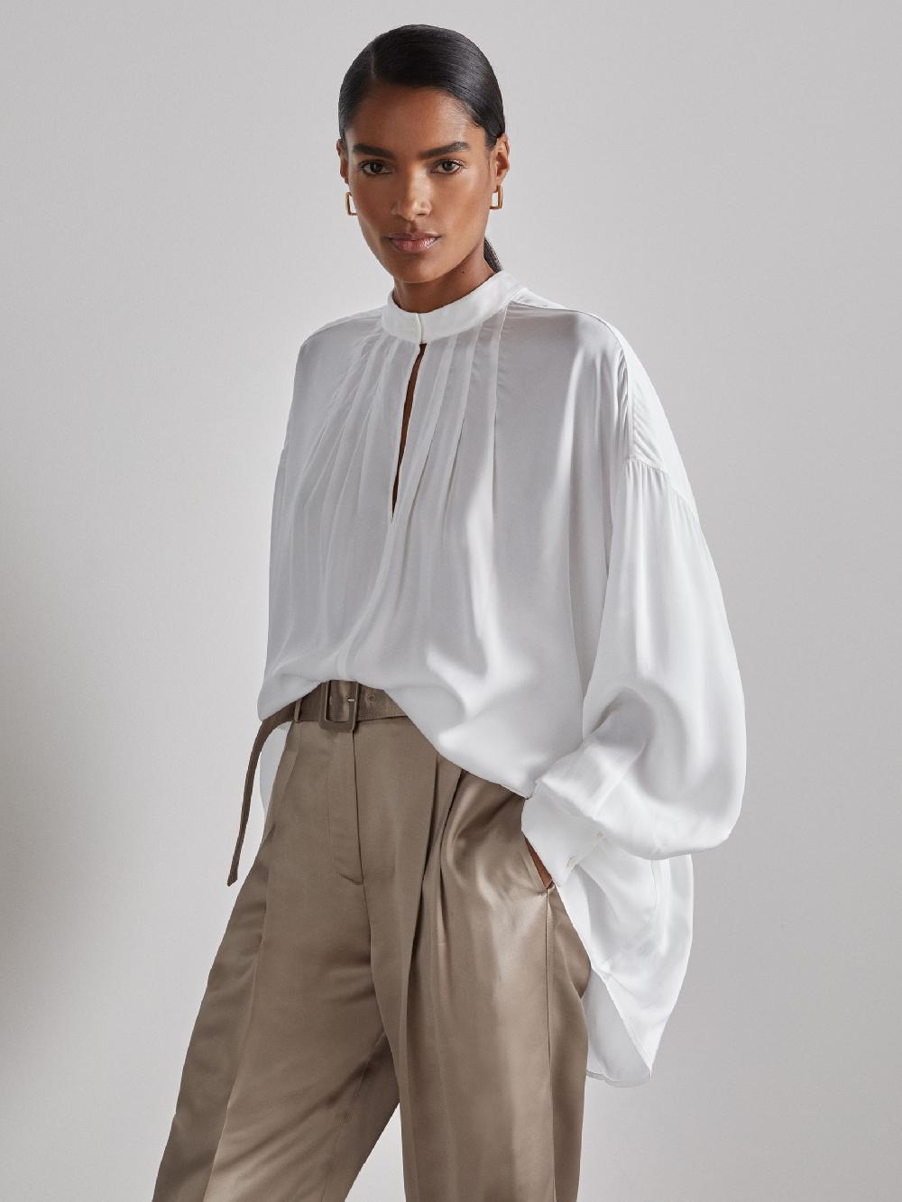 Reiss Atelier Keyhole-Neck Top In Off White