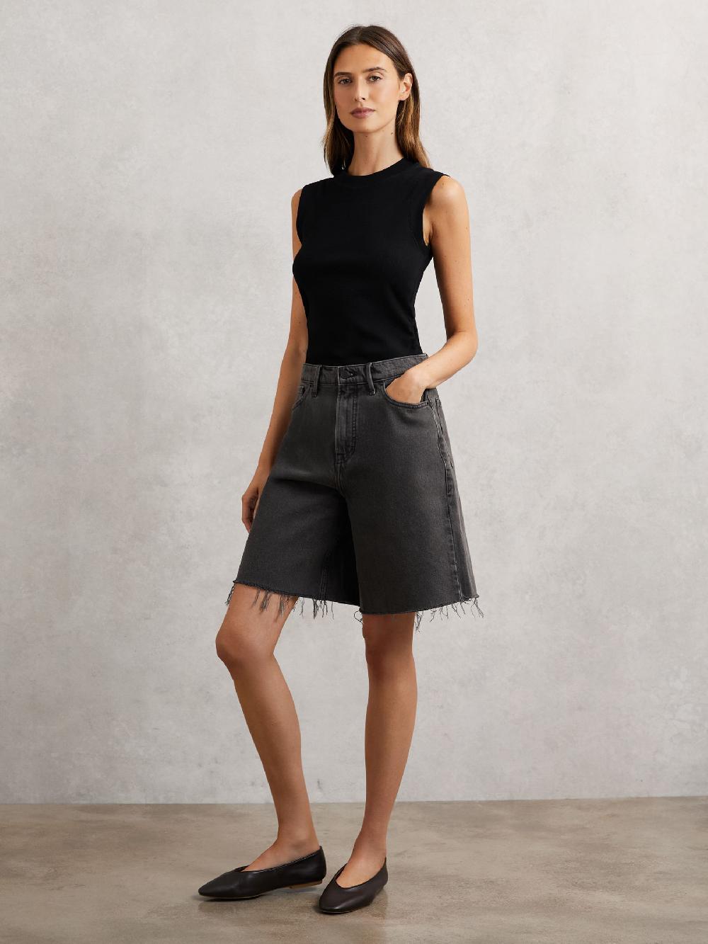 Reiss Good American Denim Barrel Shorts In Black