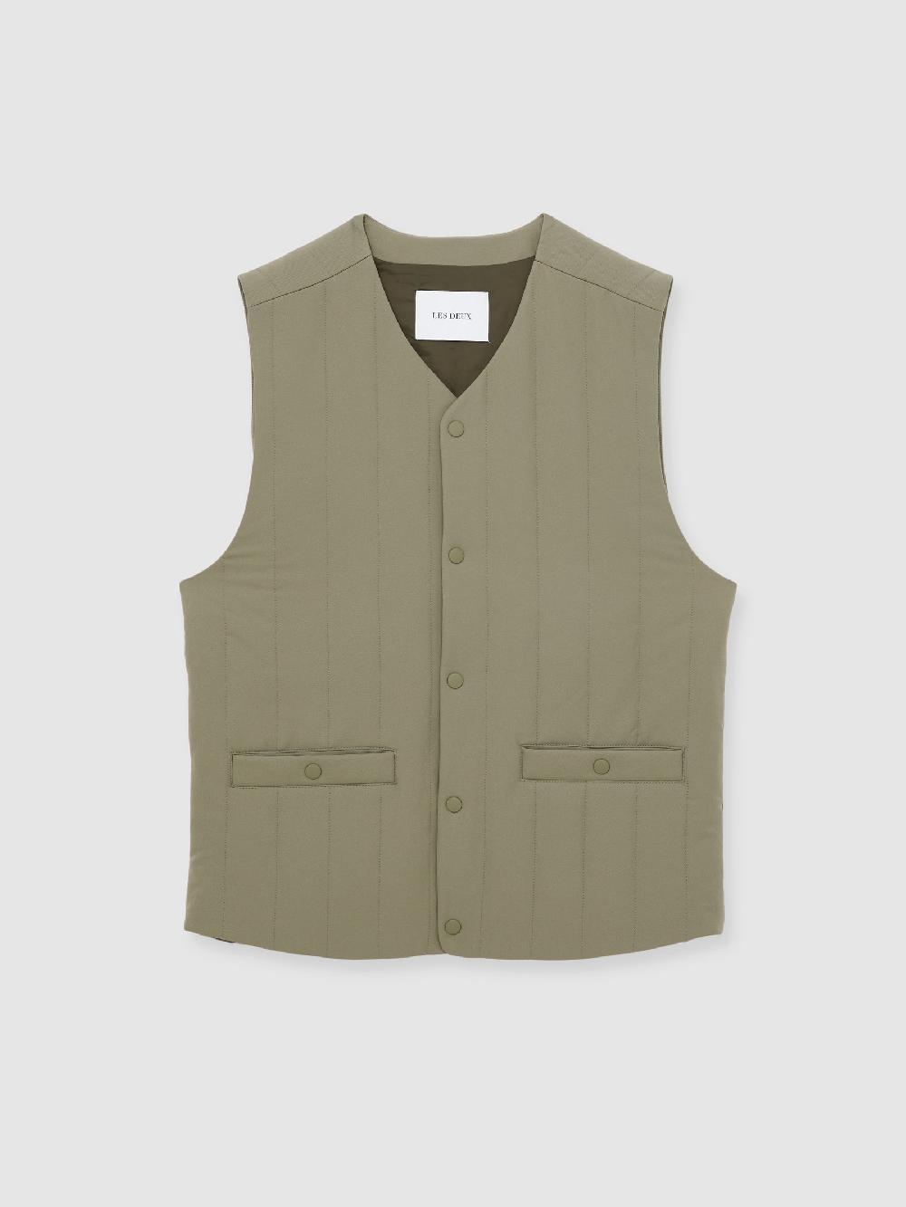 Reiss Les Deux Quilted Technical Gilet In Green
