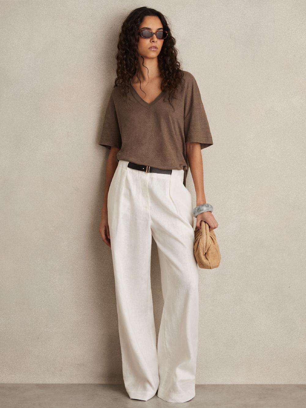 Reiss Linen V-Neck T-Shirt In Brown