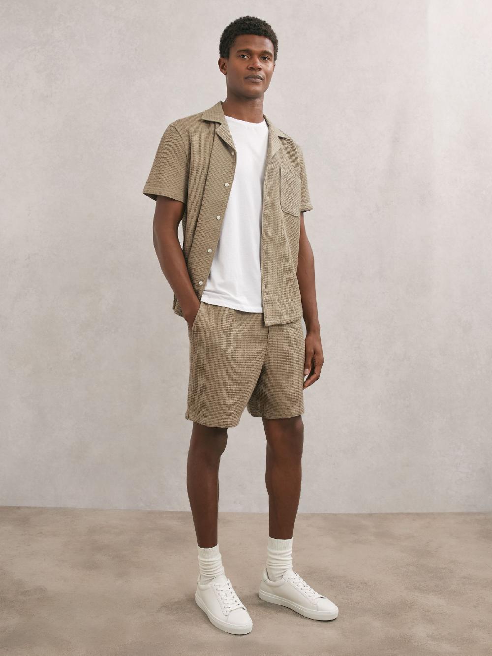 Reiss Paige Chalmers Shorts In Light Brown