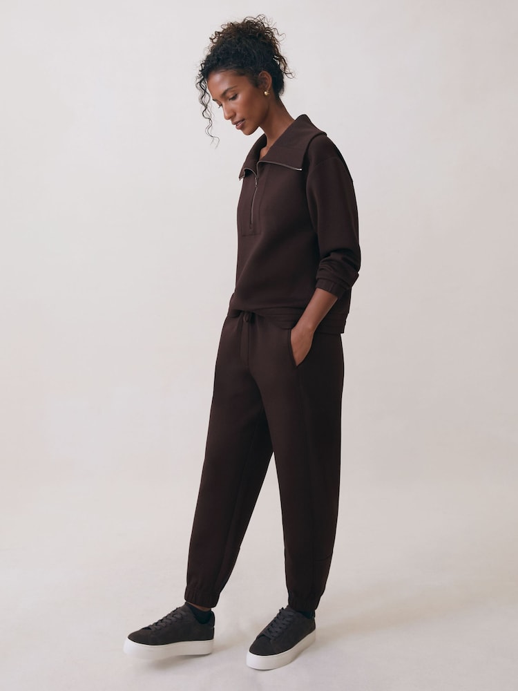 reiss Premium Interlock Tapered Joggers in Plum