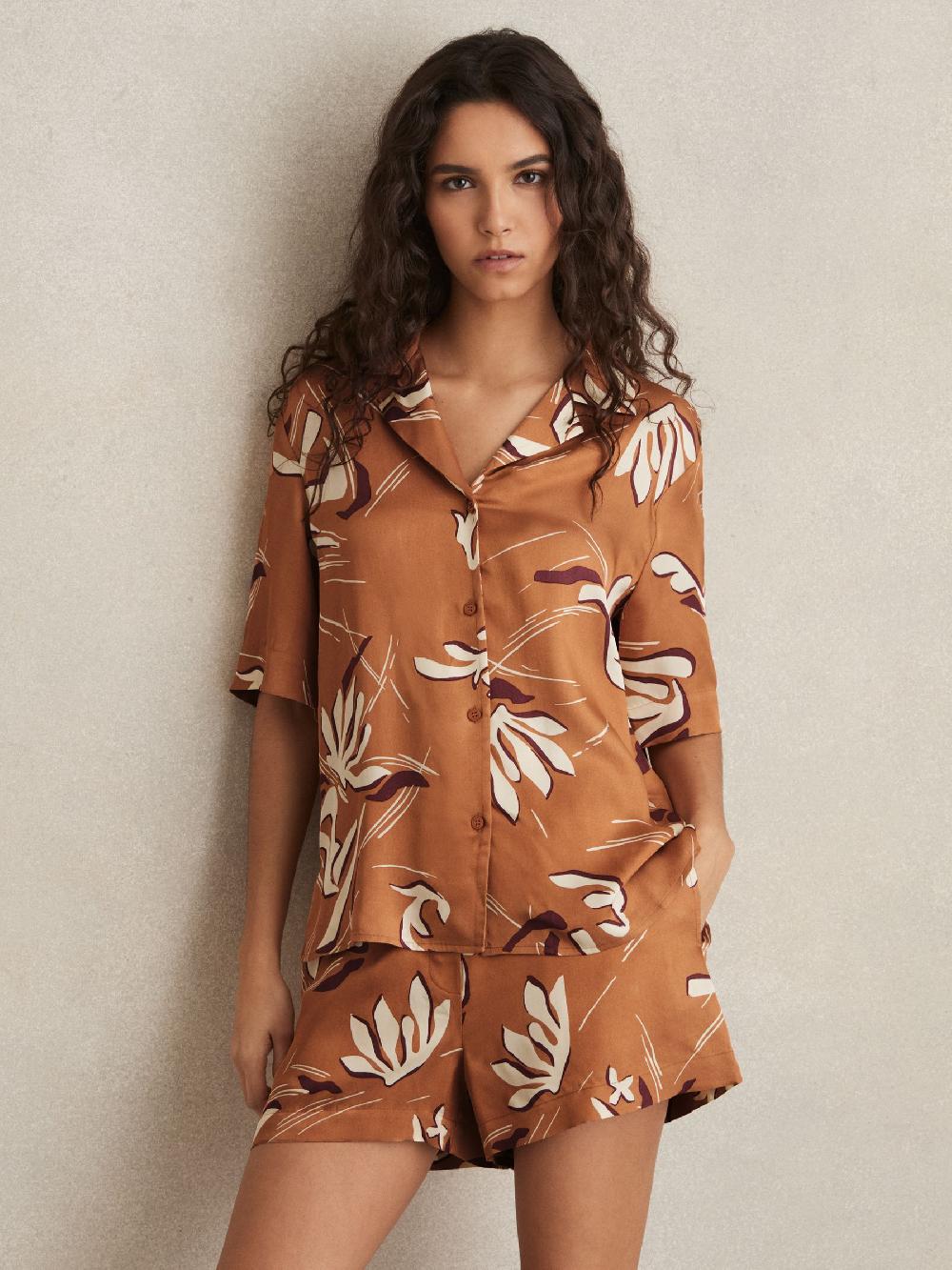 Reiss Printed Cuban-Collar Shirt In Rust