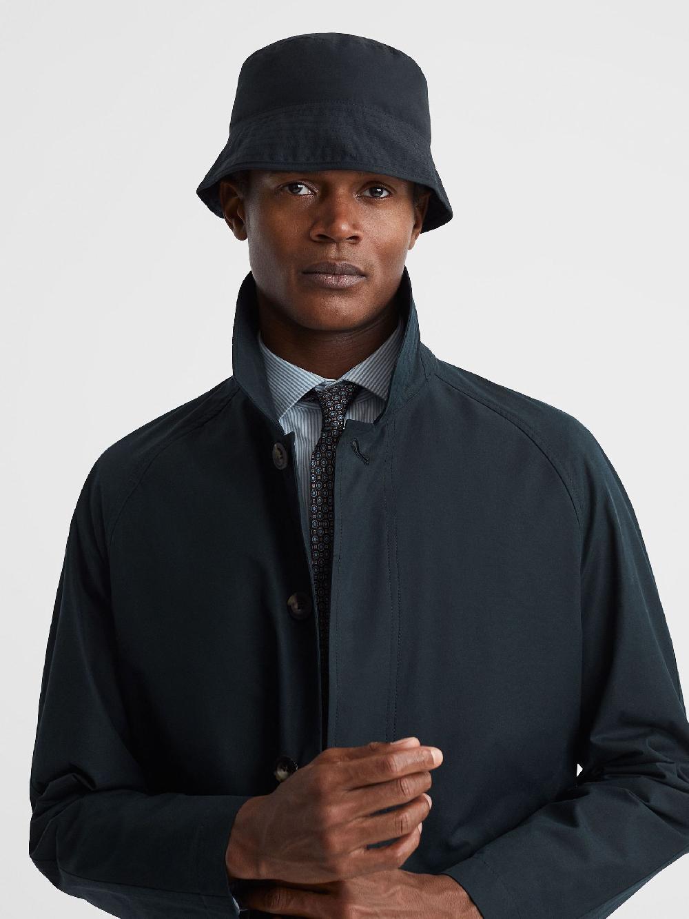 Reiss Private Bucket Hat In Navy