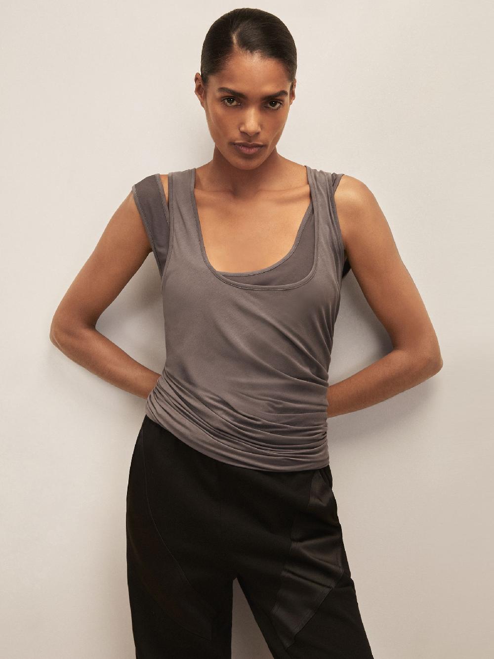 Reiss Reiss | Royal Ballet Double-Layer Vest In Charcoal Grey