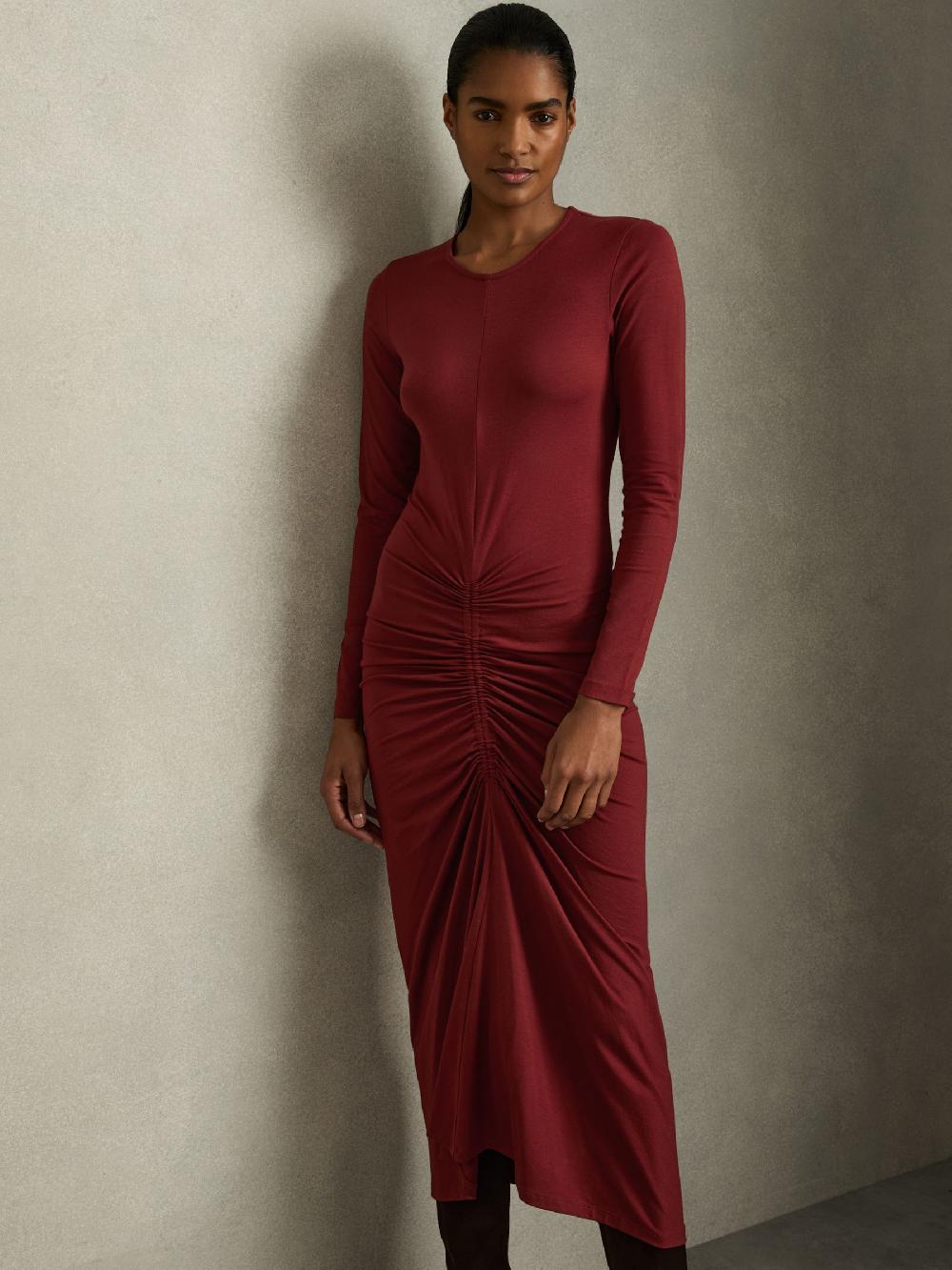 Reiss Ruched Jersey Midi Dress In Burgundy