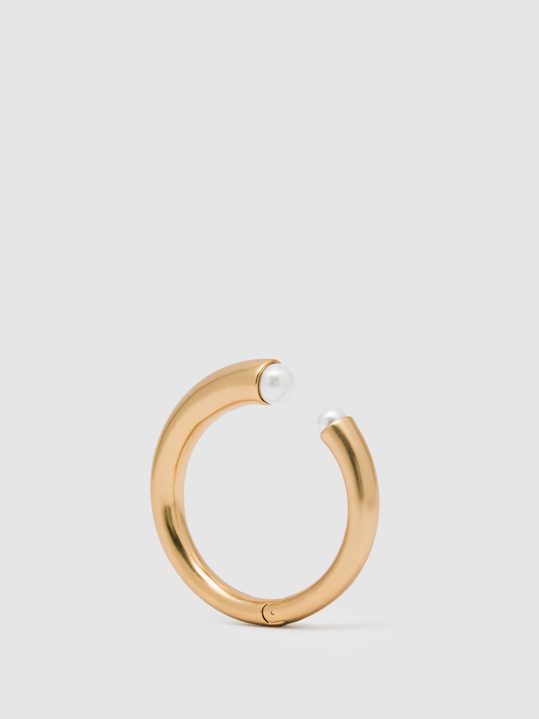 Reiss Tone Curve Faux-Pearl Cuff Bracelet In Gold