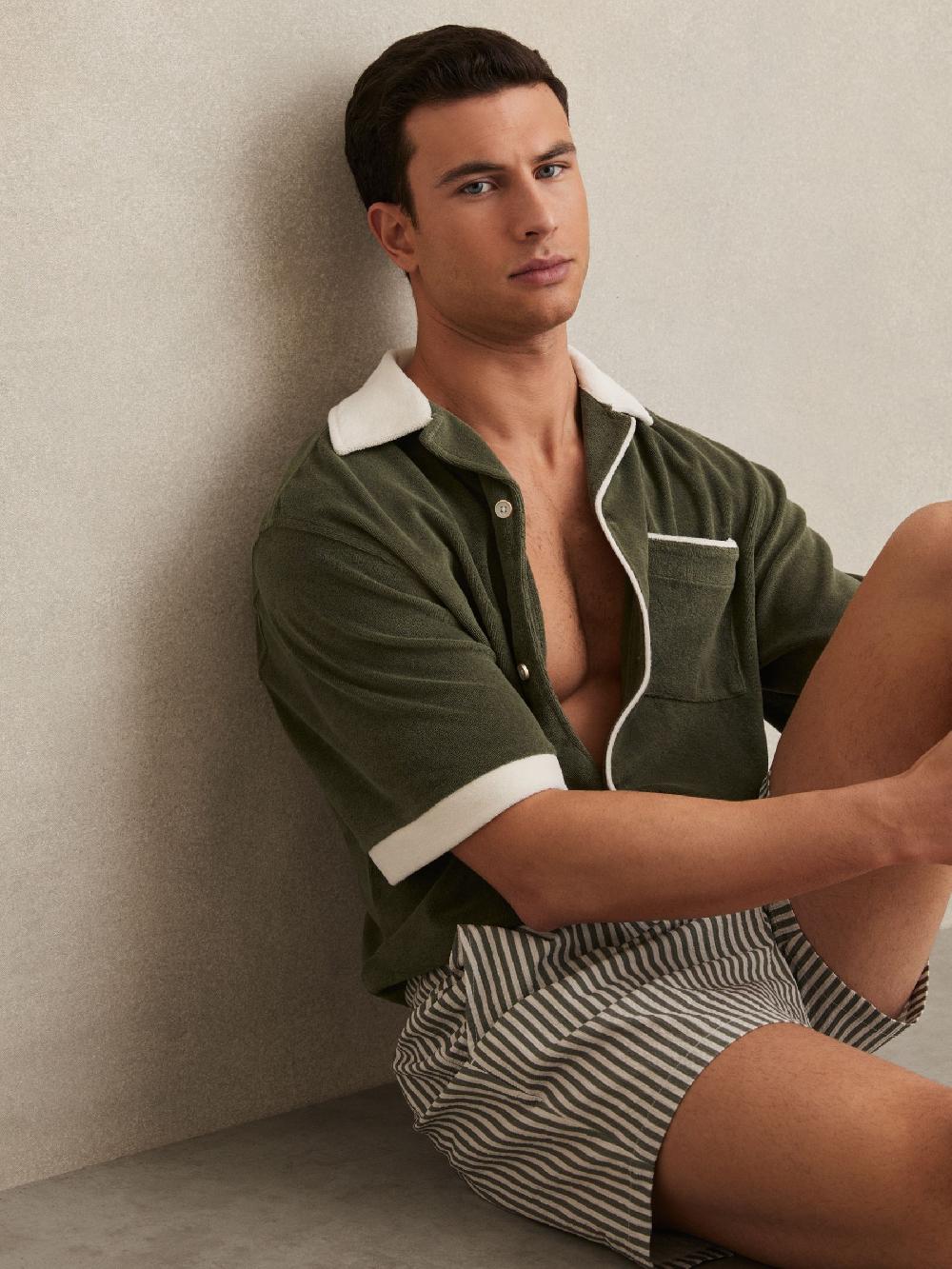 Reiss Towelling Contrast-Trim Shirt In Green/White