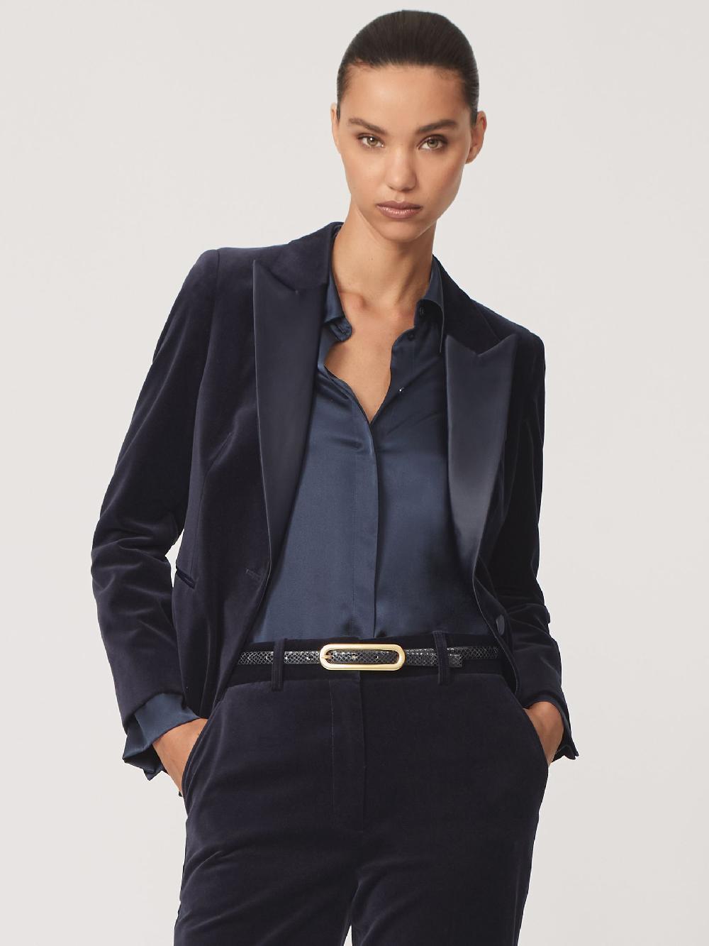 Reiss Velvet Single-Breasted Tuxedo Blazer In Navy