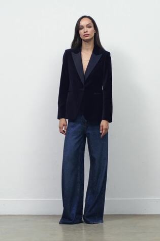 Reiss Velvet Single-Breasted Tuxedo Blazer In Navy