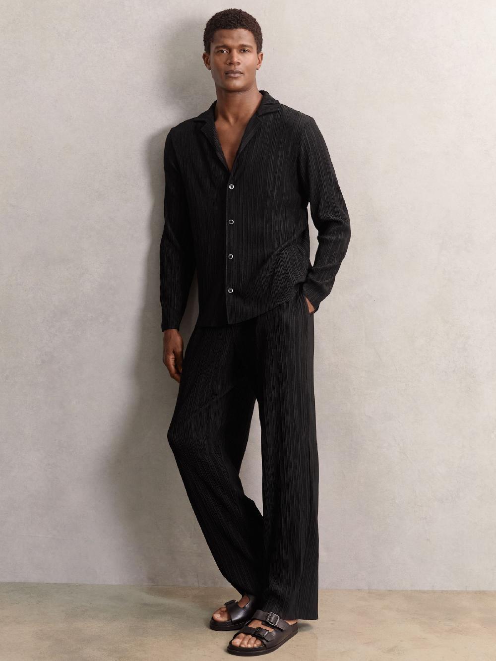 Reiss Wide Leg Plisse Trousers In Black