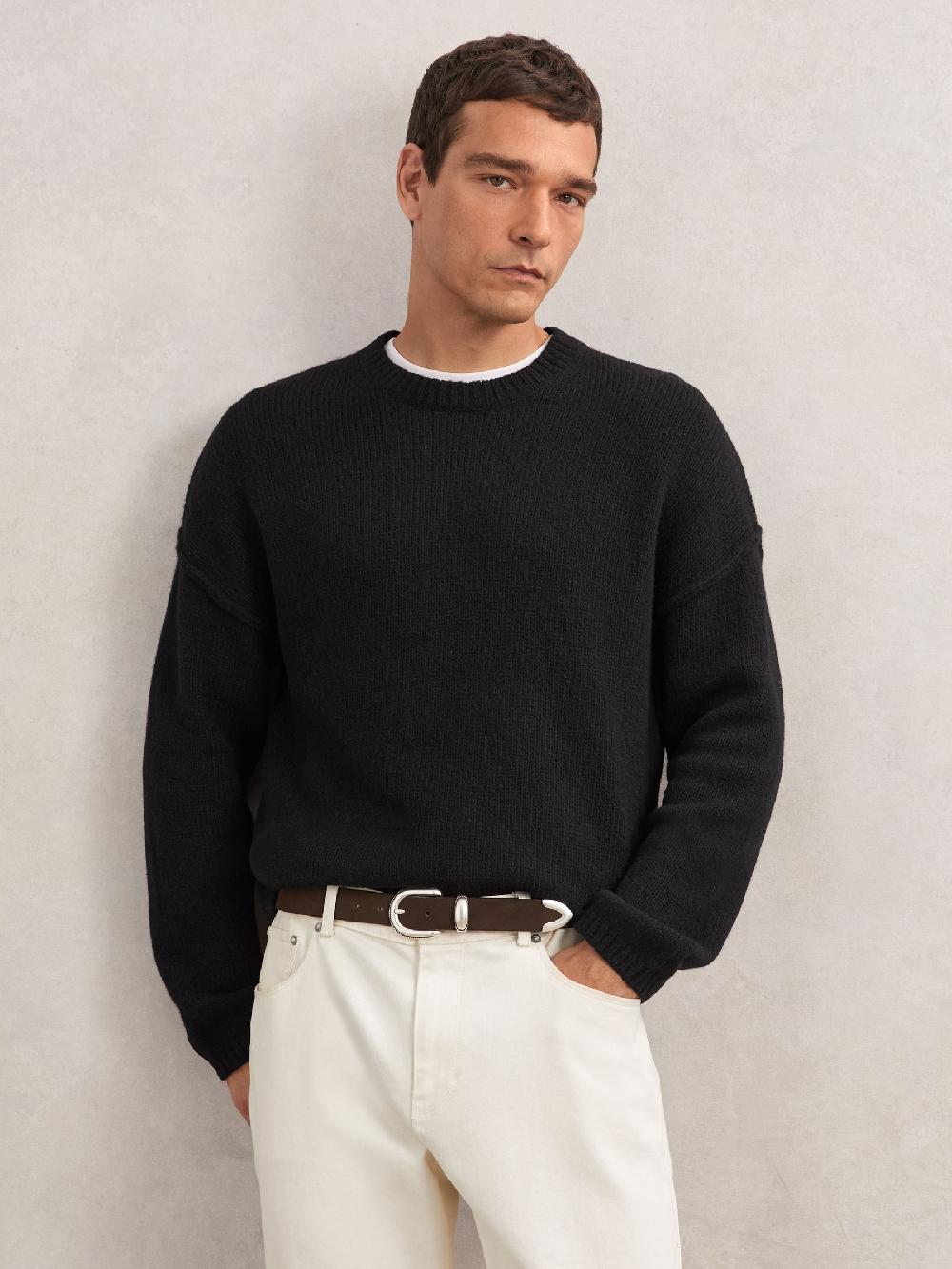 Reiss Wool-Blend Crew-Neck Relaxed Jumper In Black
