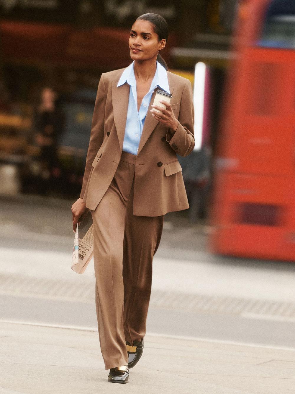 Reiss Wool-Blend Wide-Leg Suit Trousers In Tan