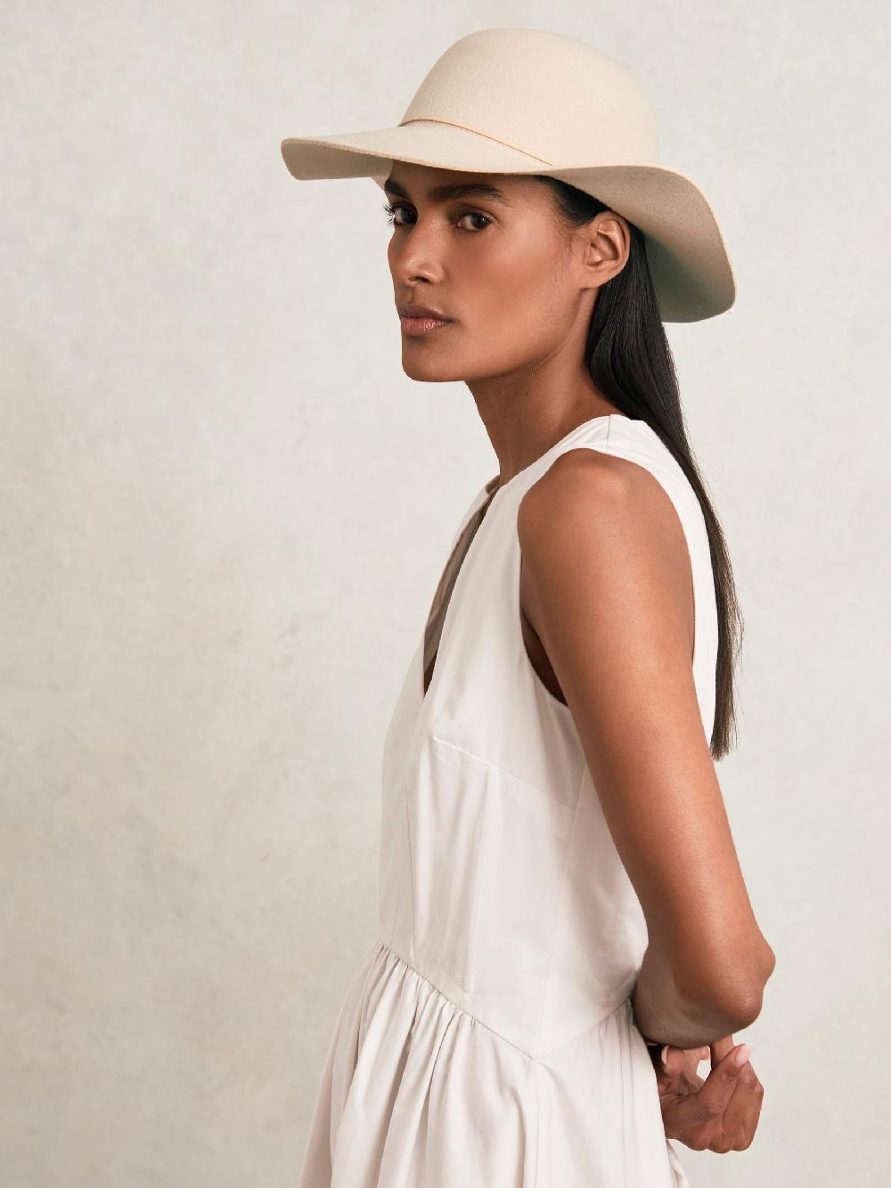 Reiss Wool Felted Brim Hat In Neutral