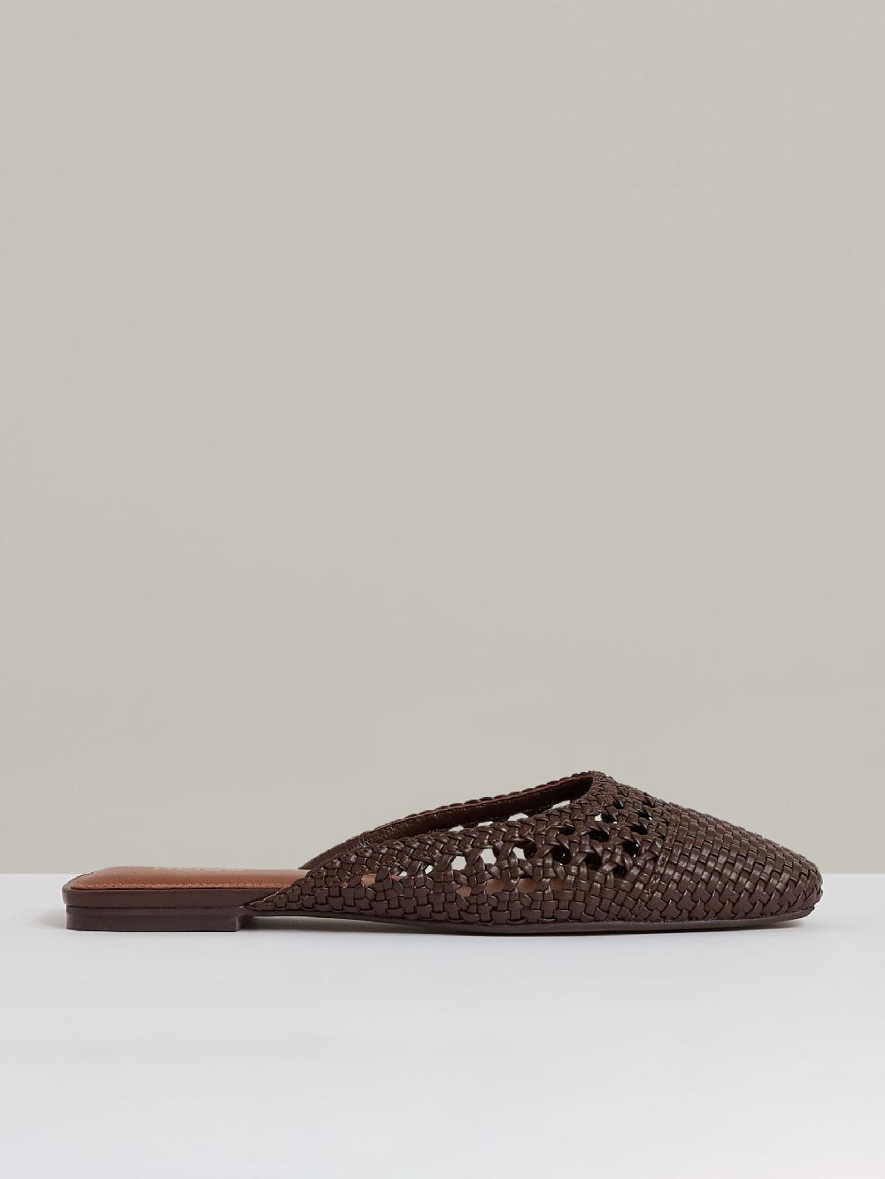Reiss Woven Slip-On Mules In Chocolate